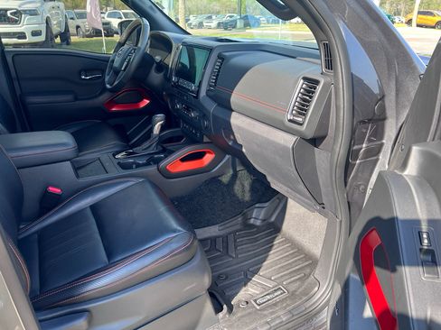 Used 2023 Nissan Frontier Pro-X w/ Pro-X Premium Package image 19