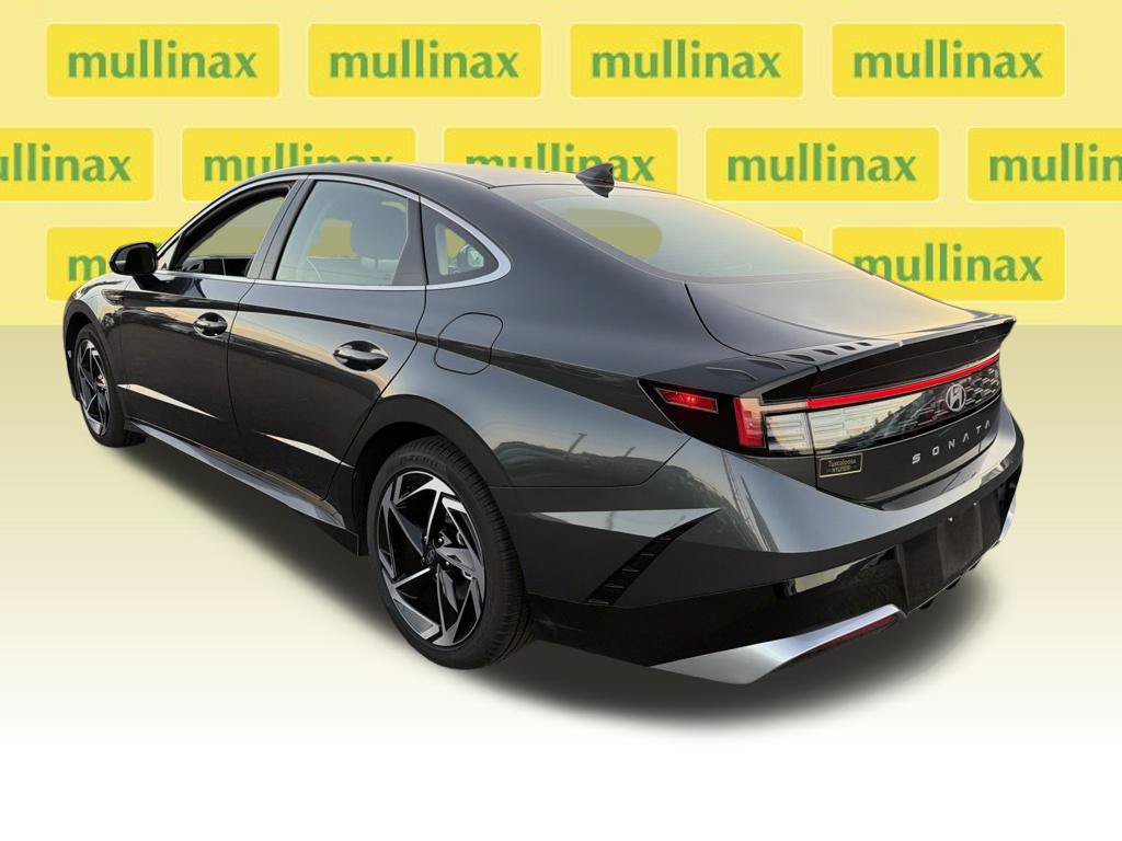 Used 2026 Hyundai Sonata SEL FWD image 8