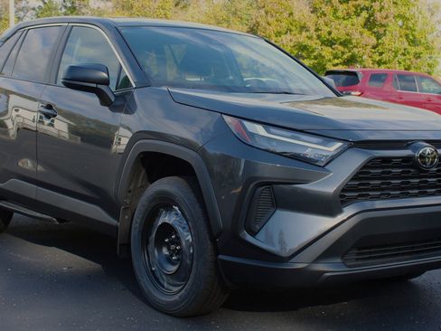 New 2025 Toyota RAV4 LE image 3