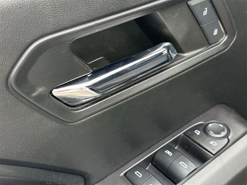 Used 2023 Chevrolet Colorado LT image 21