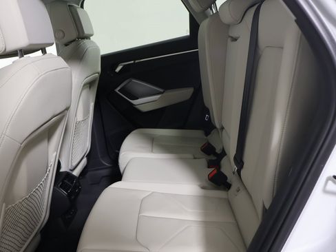 Used 2025 Audi Q3 2.0T Premium w/ Convenience Package image 24