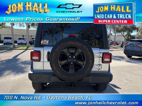 Used 2022 Jeep Wrangler Unlimited Sport image 11