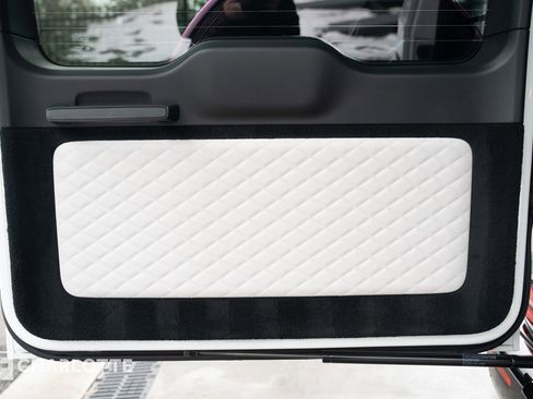 Used 2023 Mercedes-Benz G 63 AMG 4MATIC image 36