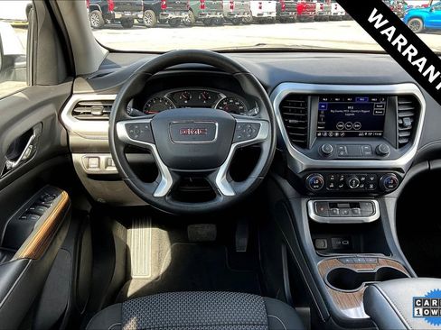 Used 2023 GMC Acadia SLE image 8