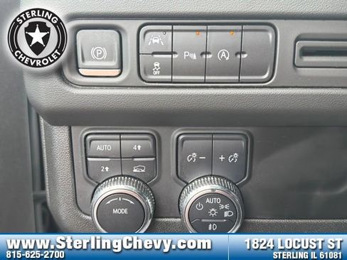 Used 2024 GMC Yukon SLT AWD/4WD image 18
