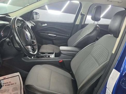 Used 2018 Ford Escape SE w/ SE Sport Appearance Package AWD/4WD image 10