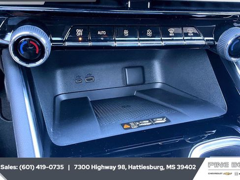 New 2026 Chevrolet Traverse RS FWD image 24