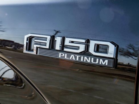 Used 2018 Ford F150 Platinum w/ Equipment Group 701A Luxury image 54