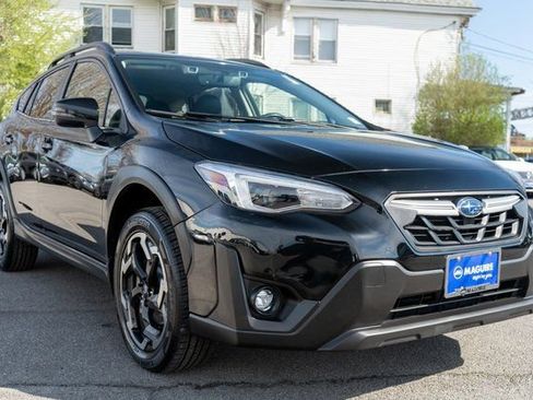 Used 2023 Subaru Crosstrek 2.5i Limited AWD/4WD image 4