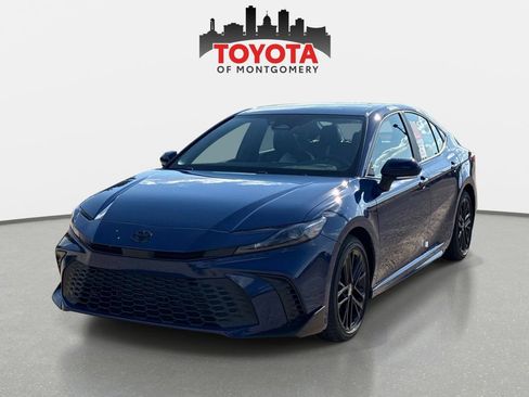 New 2026 Toyota Camry SE image 8