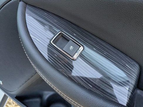 Used 2018 Chevrolet Impala Premier image 38