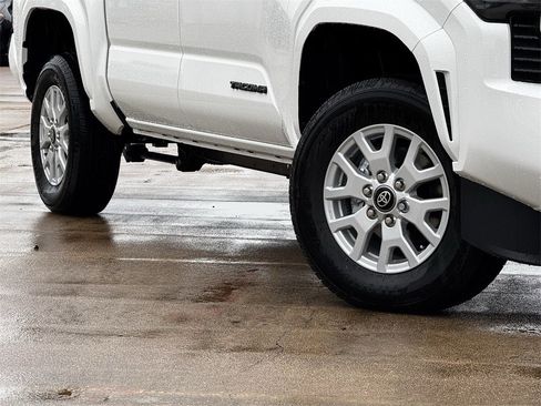 New 2026 Toyota Tacoma SR5 image 3