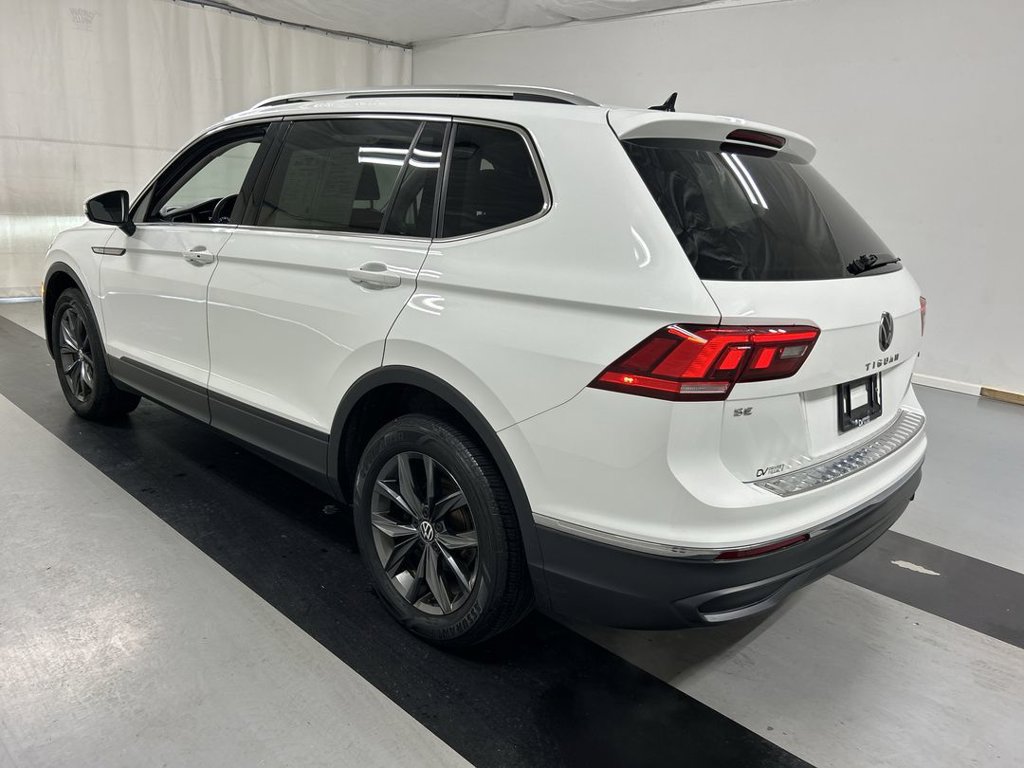 Used 2022 Volkswagen Tiguan SE w/ Panoramic Sunroof Package AWD/4WD image 7