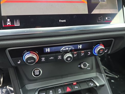 Used 2025 Audi Q3 2.0T Premium Plus w/ Premium Plus Package image 24