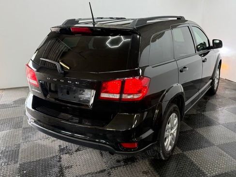 Used 2019 Dodge Journey SE FWD image 10