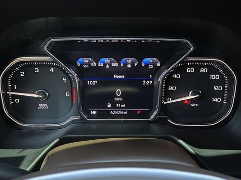Used 2021 GMC Yukon SLE RWD image 16