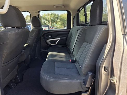 Used 2017 Nissan Titan SV image 13