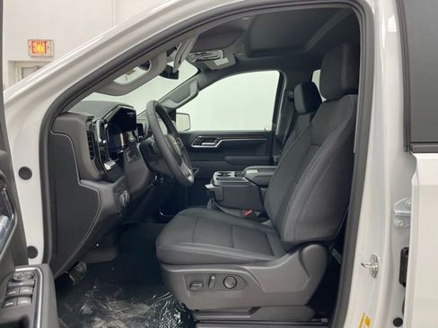 New 2026 Chevrolet Silverado 1500 LT AWD/4WD image 7