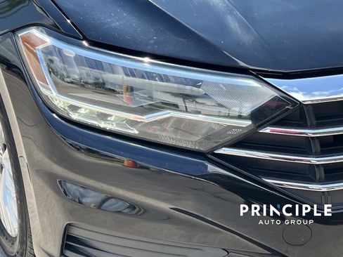 Used 2019 Volkswagen Jetta S w/ Driver Assistance Package FWD image 9