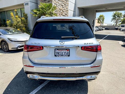 Used 2022 Mercedes-Benz Maybach GLS 600 4MATIC image 12