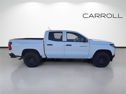 Used 2025 Chevrolet Colorado W/T w/ WT Custom Package image 2