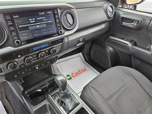Used 2022 Toyota Tacoma TRD Off-Road w/ Technology Package image 20