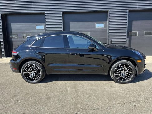 New 2026 Porsche Macan image 11