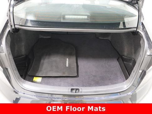 Certified 2025 Toyota Corolla LE image 28