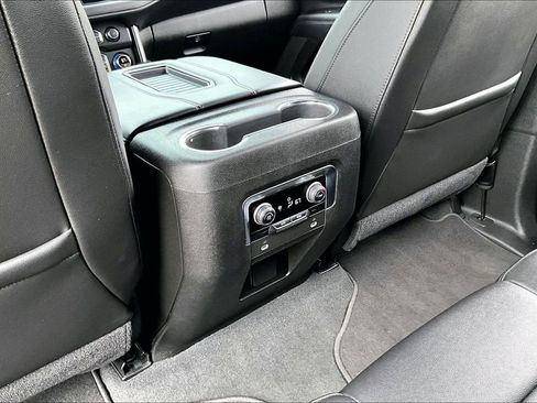 Used 2021 Chevrolet Tahoe Z71 AWD/4WD image 25