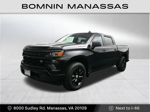 Used 2022 Chevrolet Silverado 1500 Custom image 1