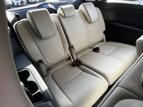Used 2025 Honda Odyssey Touring image 46