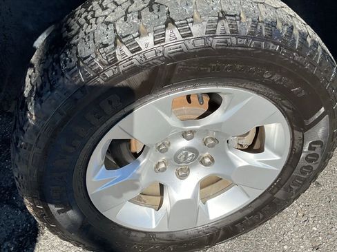 Used 2021 RAM 1500 Big Horn image 14