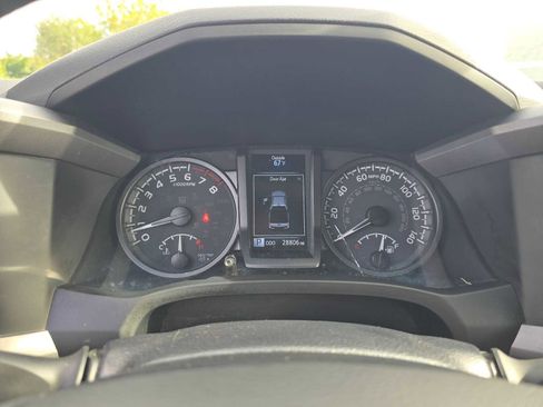 Certified 2022 Toyota Tacoma TRD Off-Road image 23