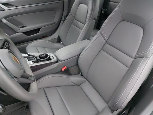 Certified 2024 Porsche 911 Carrera S RWD image 13