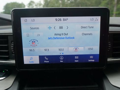 Used 2020 Ford Explorer XLT w/ Equipment Group 202A RWD image 11