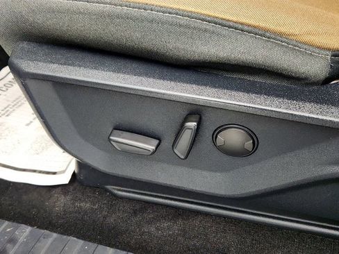 Used 2022 Ford F150 XLT w/ Equipment Group 302A High image 11