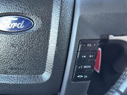 Used 2011 Ford F150 XLT w/ XLT Chrome Pkg image 24