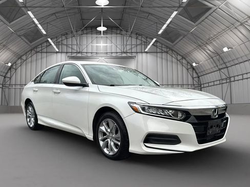 Used 2020 Honda Accord LX image 3