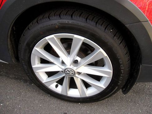 Used 2017 Volkswagen Golf Alltrack SEL image 33