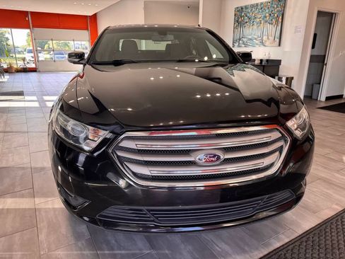 Used 2014 Ford Taurus SEL w/ Equipment Group 201A FWD image 3