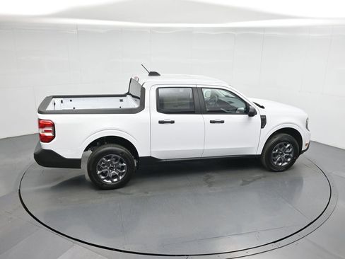 New 2026 Ford Maverick XLT image 38