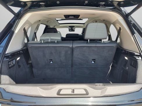Used 2025 BMW X7 xDrive40i image 35