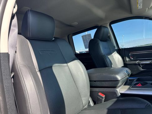 Used 2015 RAM 1500 Laramie w/ Convenience Group AWD/4WD image 39