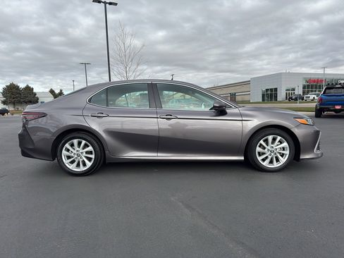 Used 2024 Toyota Camry LE image 2