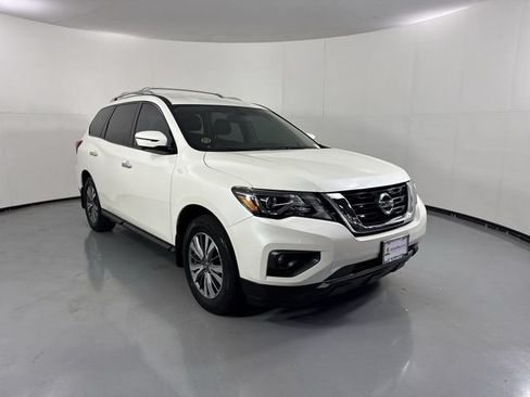 Used 2020 Nissan Pathfinder SL w/ Cargo Package AWD/4WD image 3