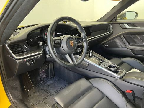 Used 2022 Porsche 911 Turbo w/ 911 Turbo Sportdesign Package image 4