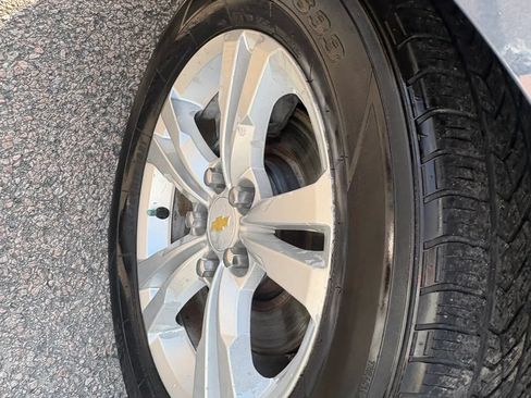 Used 2012 Chevrolet Equinox LT w/ Driver Convenience Package FWD image 35