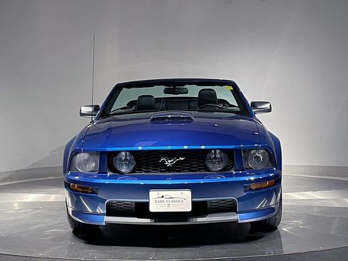 Used 2007 Ford Mustang GT RWD image 3