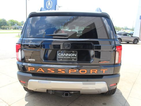 Used 2026 Honda Passport TrailSport image 6