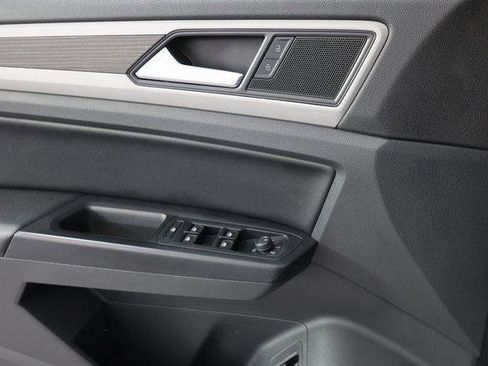 Used 2020 Volkswagen Atlas SE w/ Panoramic Sunroof Package image 21